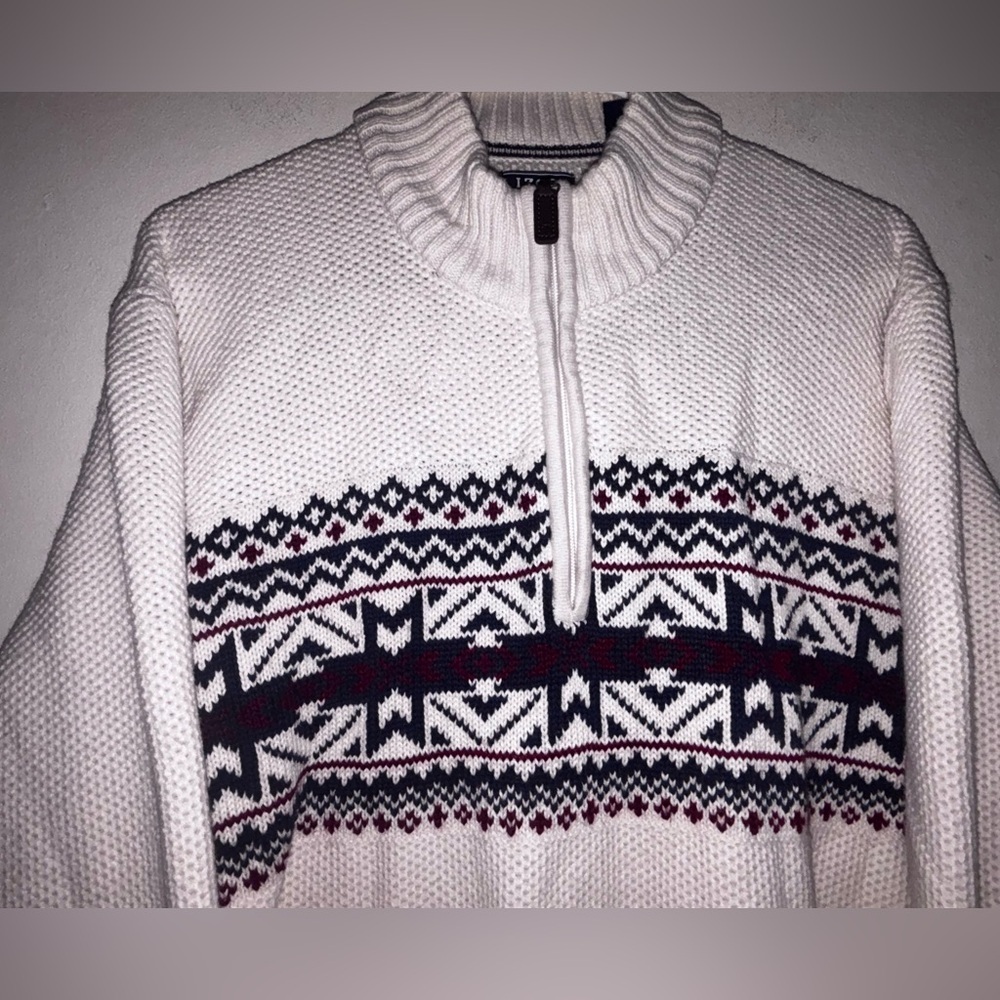 Izod White and Black Patterned Zip Up Sweater